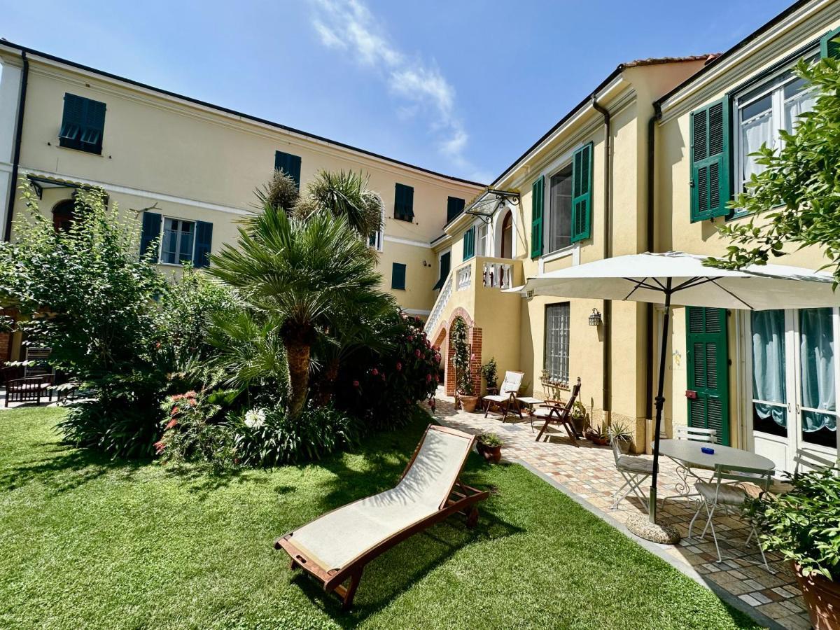 Villa Angelina Casa Limone فاليكروسيا المظهر الخارجي الصورة