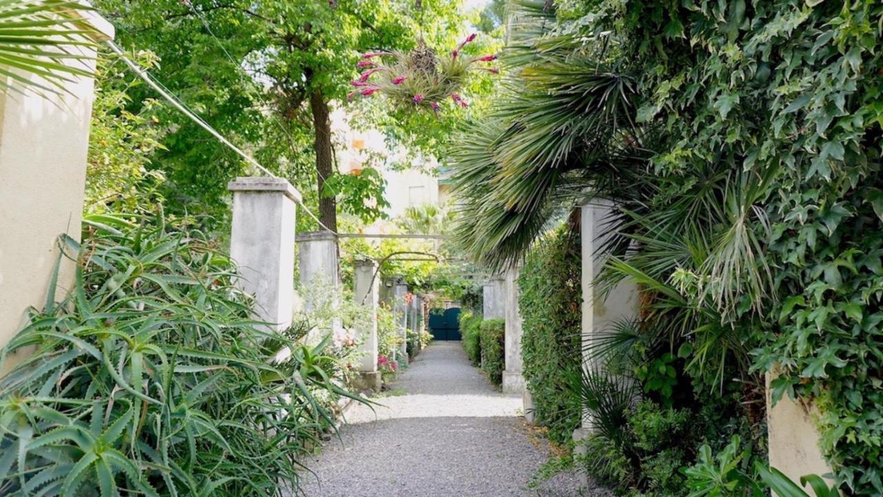Villa Angelina Casa Limone فاليكروسيا المظهر الخارجي الصورة