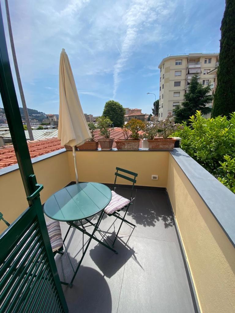 Villa Angelina Casa Limone فاليكروسيا المظهر الخارجي الصورة