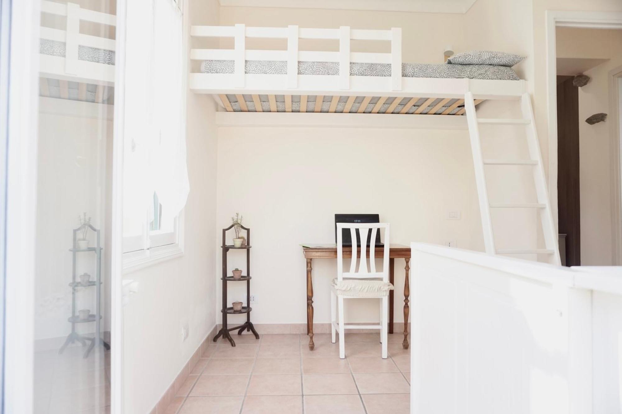 Villa Angelina Casa Limone فاليكروسيا المظهر الخارجي الصورة